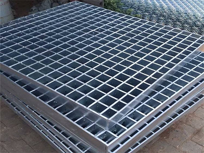 热镀锌钢格栅板多少钱一吨，定做热镀锌钢格栅厂家
